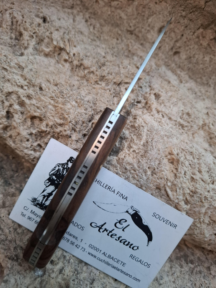NOVEDAD NAVAJA COCKER CUB NOGAL NN159